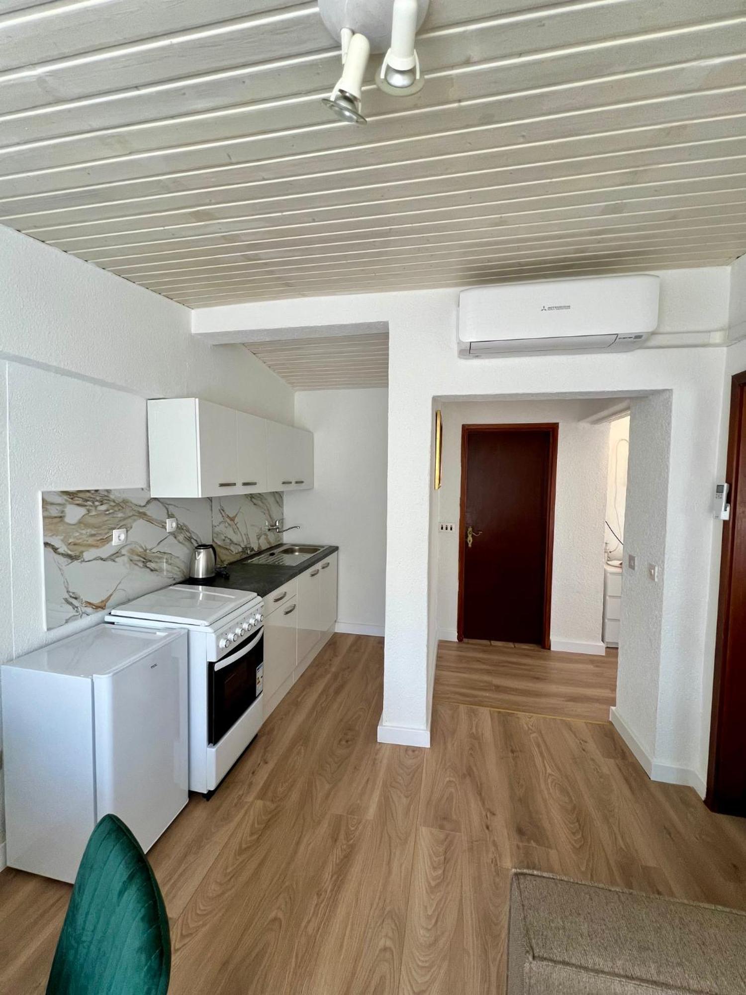 Apartment Jole Ražanj Zewnętrze zdjęcie